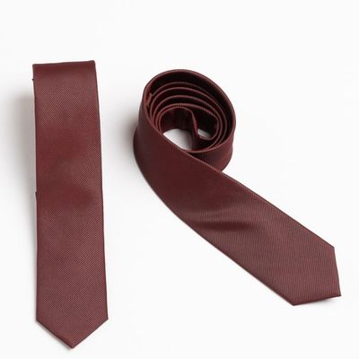 Cravatta di seta tinta unita